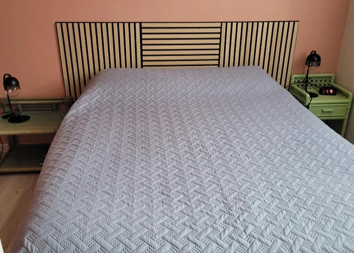 Entièrement Rénové Avec Wifi à Pied Royan