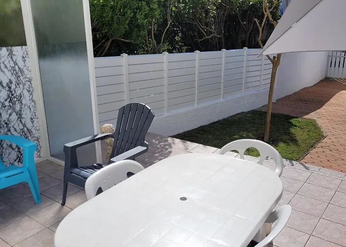 Entièrement Rénové Avec Wifi à Pied *