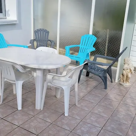 Entièrement Rénové Avec Wifi à Pied * Royan